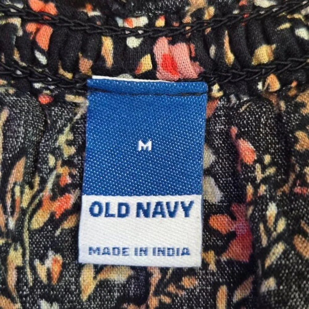 Old Navy Babydoll Milkmaid Smocked Waist Floral Top M‎ Black Feminine Coquette